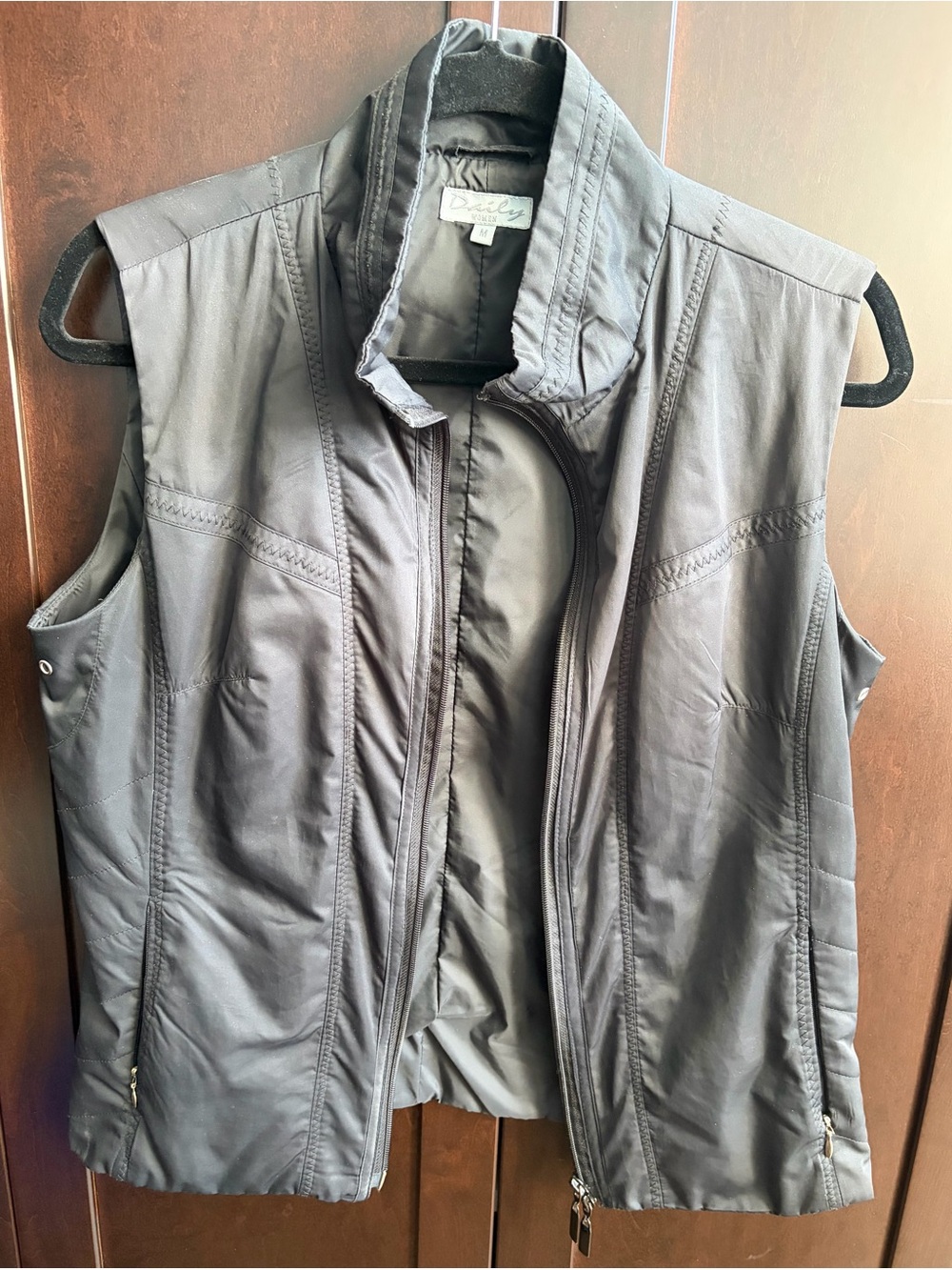 Daily Sports Black Quilted Sleeveless Vest